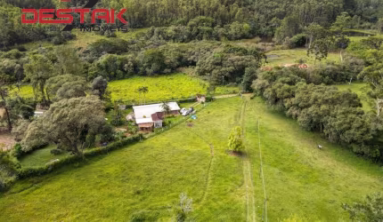 Comercial - Cachoeira dos Pretos