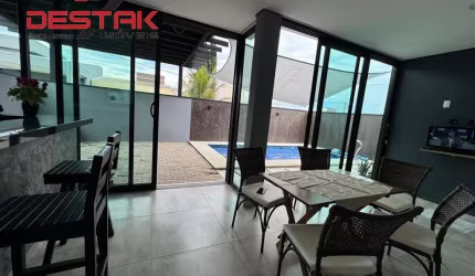 Casa A Venda No Residencial Phytus, 03 Suites e 04 Vagas de Garagem.