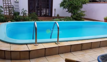 Casa com 4 dormitórios à venda, 220 m² por R$ 750.000,00 - Saguaçu - Joinville/SC
