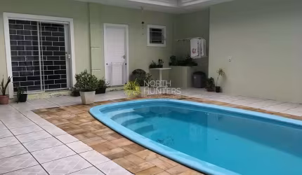 Casa com 4 dormitórios à venda, 250 m²  - Anita Garibaldi - Joinville/SC
