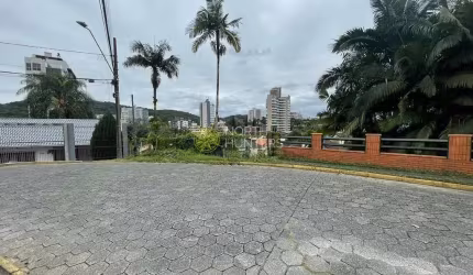 Terreno no bairro Atiradores com viabilidade para construção de Edifício