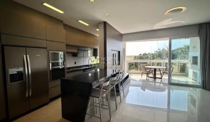 Apartamento para venda ou locação anual em Jurerê, Florianópolis - SC