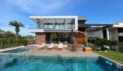 Casa com 4 dormitórios à venda, 600 m² por R$ 15.000.000,00 - Jurerê Internacional - Florianópolis/