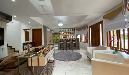 Excelente casa para venda e Temporada a 200 metros da praia Jurere Internacional