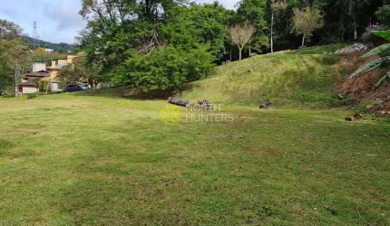 Terreno excelente em condomínio Córrego Grande R$1900.000,00