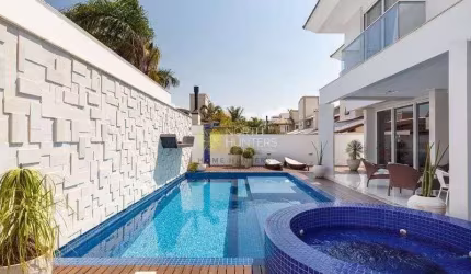 Casa com 7 dormitórios para alugar/diaria, 450 m² - Jurerê Internacional - Florianópolis/SC