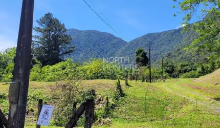 Oportunidade: Chácara em Pirabeiraba com 39.600m², com córrego e rio