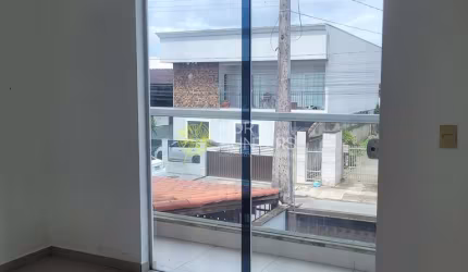 Casa geminada  à venda, Boa Vista, Joinville, SC