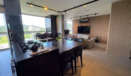 Apartamento à venda, com piscina, Glória, Joinville, SC