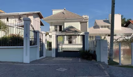 Casa para venda e locação, João Paulo, Florianópolis, SC