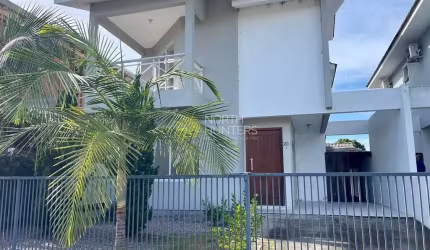 Casa com 3 dormitórios para alugar, 170 m² - Cachoeira do Bom Jesus - Florianópolis/SC