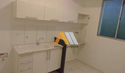 Apartamento com 2 dormitórios à venda, 53 m² por R$ 205.000 - Condomínio Parque Sevilha - Sorocaba/SP
