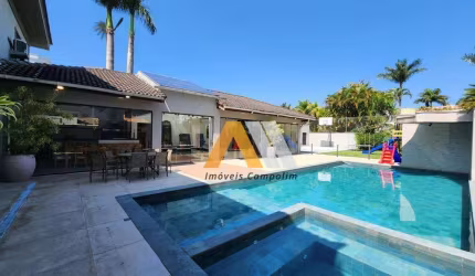 Casa com 6 dormitórios à venda, 680 m² por R$ 5.800.000 - Condomínio Acapulco - Guarujá/SP