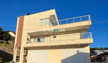Residência à Beira-Mar: Casa de Luxo com Vista Deslumbrante - Armação da Piedade, Governador Celso Ramos