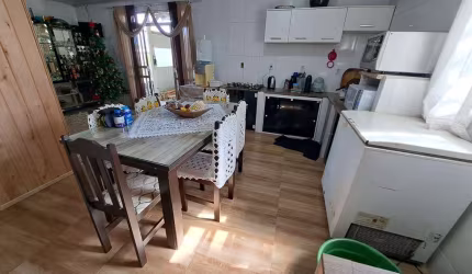 Casa 03 quartos Mobiliada à venda na Praia de Piçarras em Balneário Piçarras - Santa Catarina