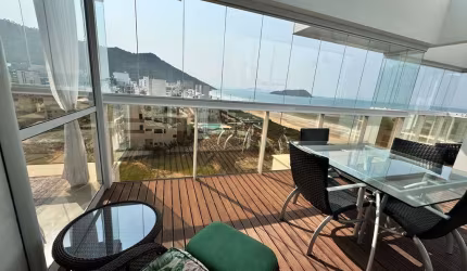 Cobertura Frente Mar na Praia de Palmas - Vista Deslumbrante