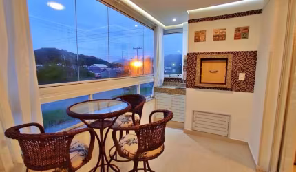 Apartamento 02 quartos, semimobiliado à venda no Residencial Manoel Machado, na Praia Grande em Governador Celso Ramos - Santa Catarina