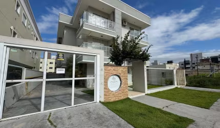 Apartamento 02 quartos Mobiliado à venda no Residencial Caminho do Mar, na Praia de Palmas em Governador Celso Ramos - Santa Catarina.