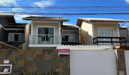 Casa com 3 quartos à venda no Armação, Penha  por R$ 600.000