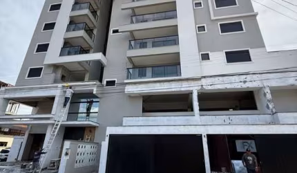 Apartamento com 2 quartos à venda no Centro, Navegantes  por R$ 720.000