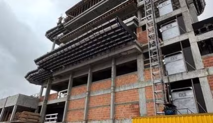 Apartamento com 2 quartos à venda no Centro, Navegantes  por R$ 720.000