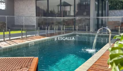 Amplo Apartamento Giardino com 3 Quartos a venda no Bairro Saguaçu!