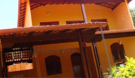 Casa com 6 quartos à venda no Tijuco, Contagem  por R$ 650.000