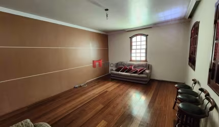 Casa com 5 quartos à venda na Santa Lúcia, Belo Horizonte  por R$ 2.290.000