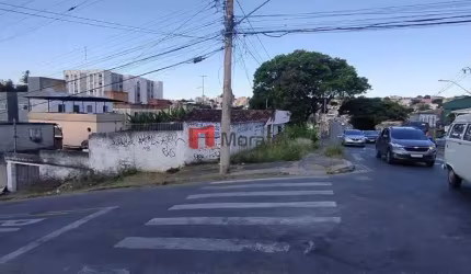 Terreno em condomínio fechado à venda no Planalto, Belo Horizonte  por R$ 800.000