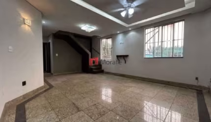 Cobertura com 4 quartos para alugar na Santa Branca, Belo Horizonte  por R$ 3.890