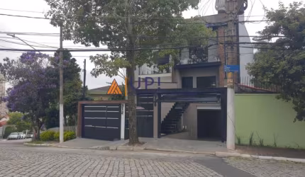 Sobrado 3 dormitórios suítes 4 vagas com churrasqueira e piscina