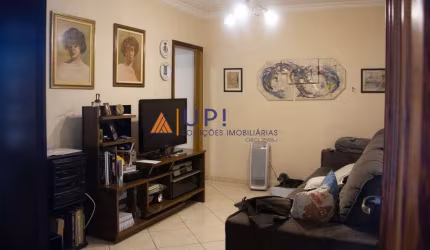 Casa Terrea na Vila Arnoni Ampla e rua Tranquila