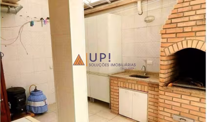 Casa de Condominio Vila Arnoni Lindissima com Calefacao