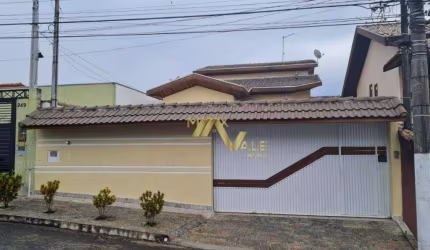 Sobrado com 4 dormitórios à venda, 180 m² por R$ 640.000 - Jardim Terras de São João - Jacareí/SP