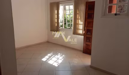 Sobrado à venda, 95 m² por R$ 270.000,00 - Jardim Califórnia - Jacareí/SP