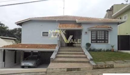 Casa à venda, 375 m² por R$ 950.000,00 - Vila Zezé - Jacareí/SP