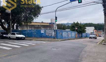 VENDE SE EXCELENTE TERRENO PLANO,  DE ESQUINA, MURADO,  LOCALIZADO NA REGIÃO CENTRAL DE JUNDIAI, SP MEDINDO 1182 M², PODENDO SER RESIDENCIAL OU COMERC