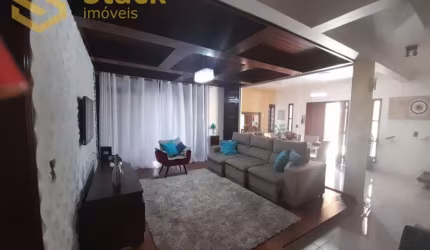 Casa com 3 quartos à venda na Avenida Guilherme de Almeida, 192, Vila Liberdade, Jundiaí, 234 m2 por R$ 1.060.000