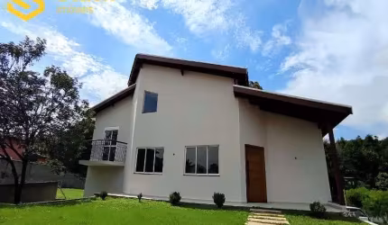 CASA A VENDA EM CABREÚVA 4 SUÍTES HARAS PINDORAMA.