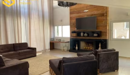 Linda casa a venda no condomínio Residencial dos Lagos, Itupeva/SP. Sobrado com 515,91 m² de área construída e área total do terreno de 1.171 m².  Pav