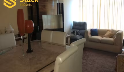 Casa térrea de esquina residencial ou comercial à venda em Jundiaí, na Vila Liberdade.