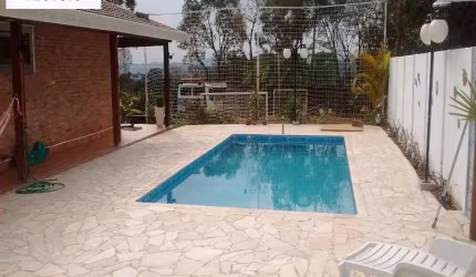 CHÁCARA EM CAMPO LIMPO PAULISTA, BAIRRO  NOVA GERMANIA, FÁCIL ACESSO. 1156 M2 DE TERRENO E 300 M2 DE CONSTRUÇÃO, TODO GRAMADO, PLANO, CASA TÉRREA