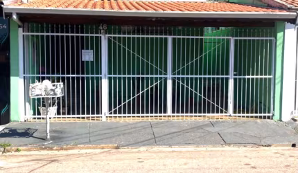 Casa residencial com uma edícula, a venda,  localizada na Vila Progresso, Jundiaí-SP  Contendo na casa principal 2 dormitórios, sala, copa/cozinha,