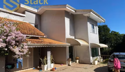 Casa a venda localizada no Condominio Parque da Fazenda, fica na divisa entre Jundiai e Itatiba, fica à 15minutos do centro de Jundiai.