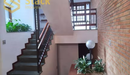 CASA (SOBRADO) À VENDA 4 DORMITÓRIOS E 4 VAGAS COBERTAS - PARQUE DO COLÉGIO - JUNDIAÍ - SP.