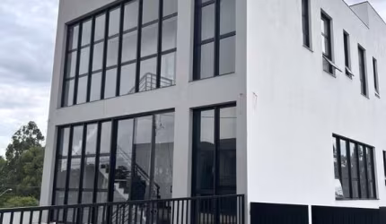SALÃO  COMERCIAL SUBSOLO 153m² - DISPONÍVEL LOCAÇÃO - COM ELEVADOR   - JD PRIMAVERA  -  ITUPEVA-SP!