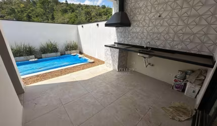 Casa com 3 dormitórios à venda no Condomínio Vale Azul - Votorantim/SP