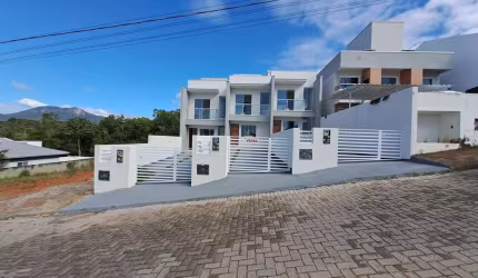 Sobrado para Venda em São José, Sertão do Maruim, 2 dormitórios, 2 suítes, 2 banheiros, 2 vagas