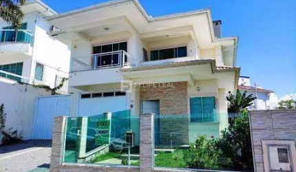 Casa para Venda em Palhoça, Pedra Branca, 2 dormitórios, 1 suíte, 3 banheiros, 3 vagas