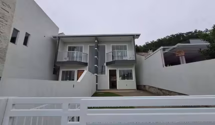Sobrado para Venda em São José, Potecas, 2 dormitórios, 1 banheiro, 2 vagas
